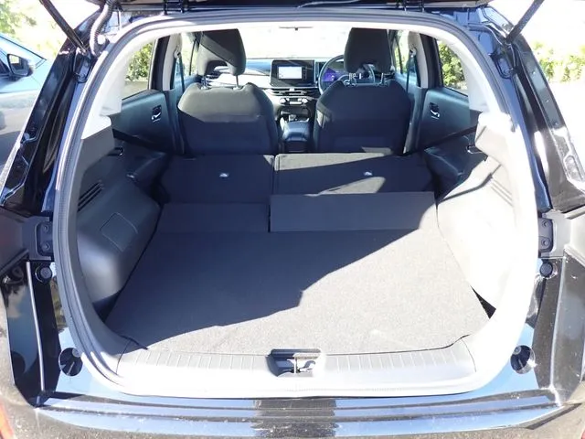 ニッサン ノート 4WD