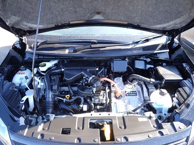 ニッサン ノート 4WD