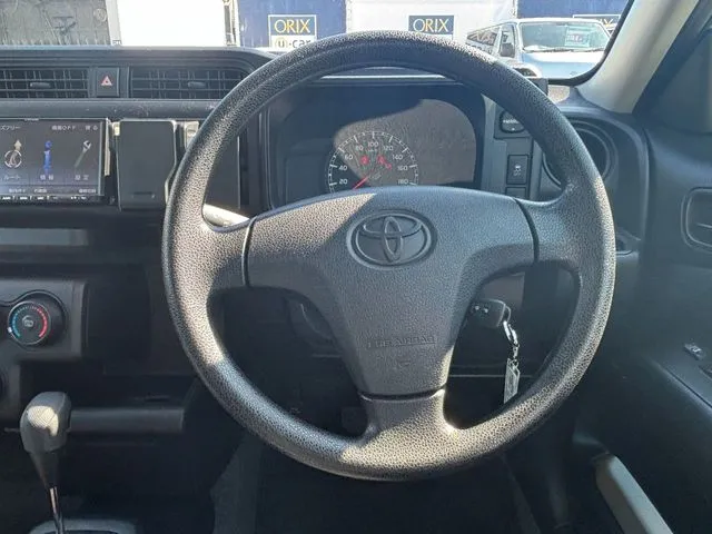 プロボックスバン 2WD(トヨタ)の車両写真