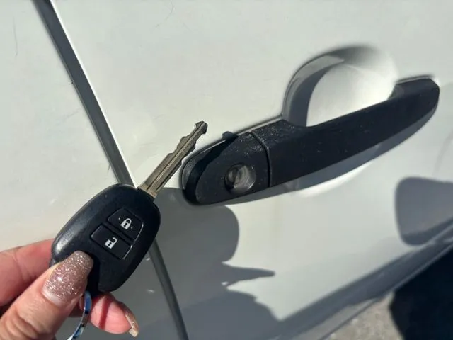 プロボックスバン 2WD(トヨタ)の車両写真