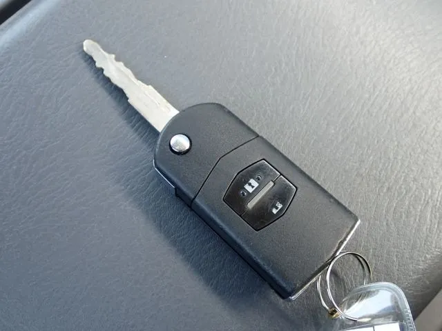 ボンゴトラック　１．１５ｔ　２ＷＤ（マツダ）の車両写真