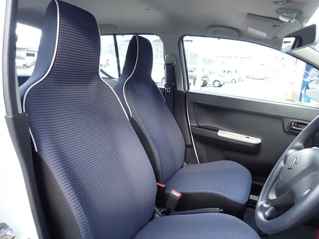 スズキ　アルト　４ＷＤ