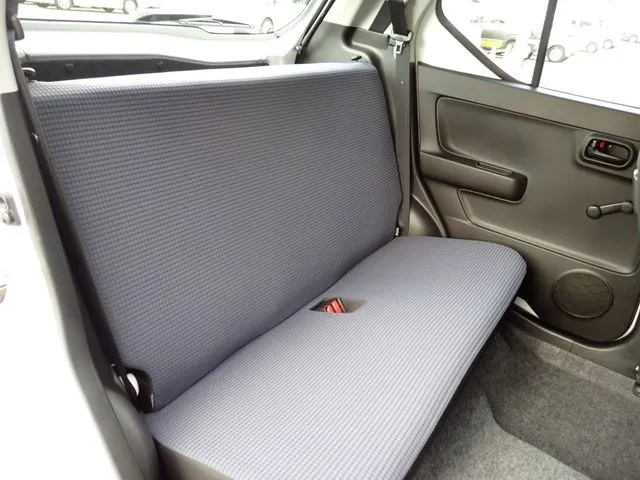 スズキ　アルト　４ＷＤ