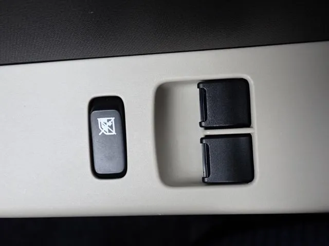 スズキ　アルト　４ＷＤ