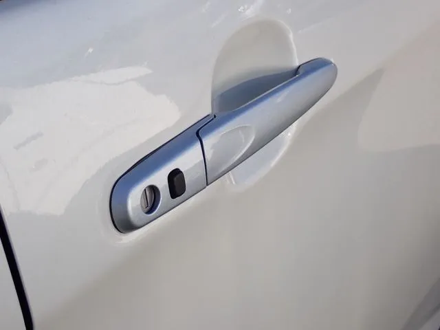 ルーミー(トヨタ)の車両写真