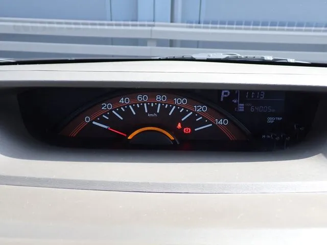 タント（ダイハツ）の車両写真