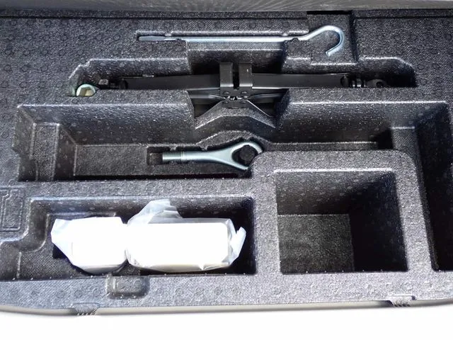 タント（ダイハツ）の車両写真