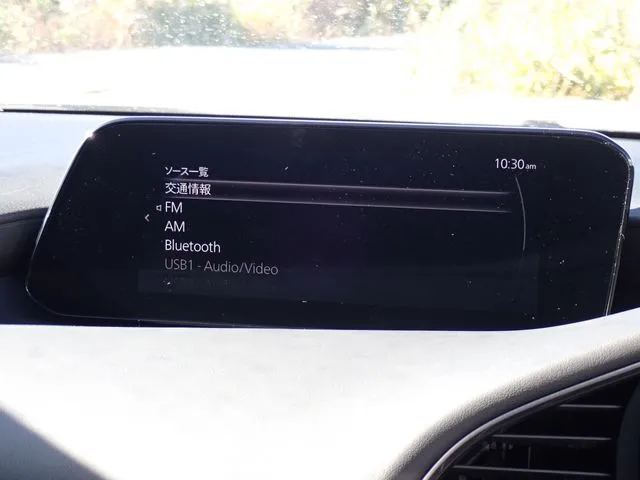 マツダ　ＭＡＺＤＡ３　セダン