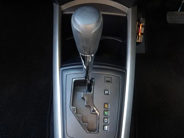 カローラフィールダー ハイブリッド(トヨタ)の車両写真