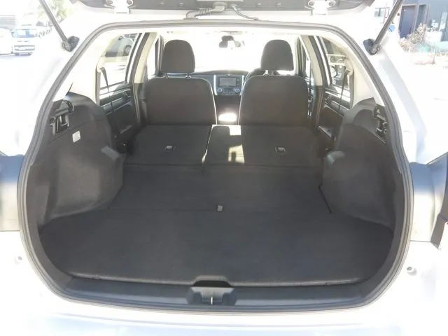 カローラフィールダー ハイブリッド(トヨタ)の車両写真