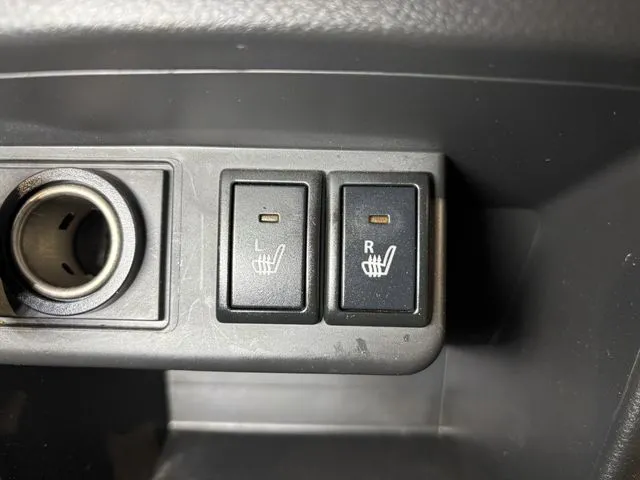 アルト 4WD(スズキ)の車両写真