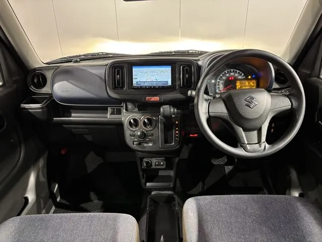 アルト 4WD(スズキ)の車両写真