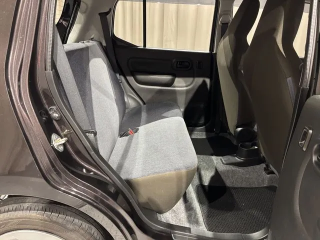 アルト 4WD(スズキ)の車両写真