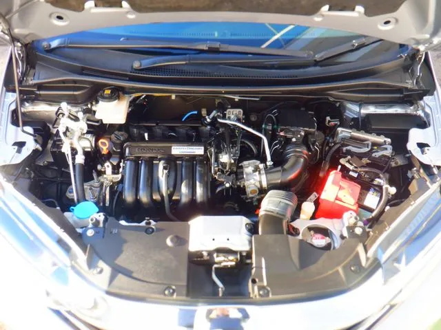 シャトル ハイブリッド 4WD(ホンダ)の車両写真