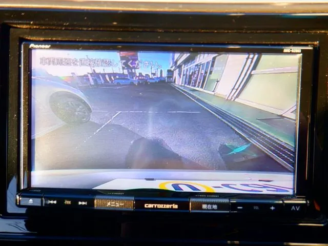 シャトル ハイブリッド 4WD(ホンダ)の車両写真