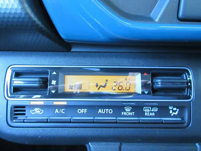 フレアクロスオーバー 4WD(マツダ)の車両写真