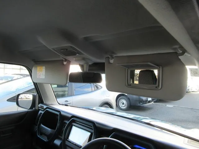 フレアクロスオーバー 4WD(マツダ)の車両写真