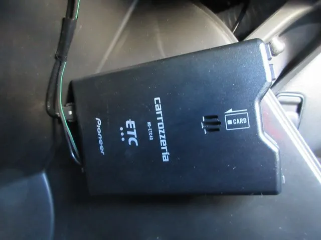 フレアクロスオーバー 4WD(マツダ)の車両写真