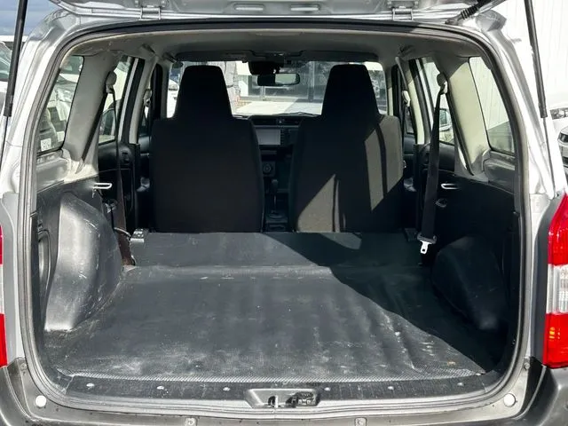 プロボックスバン 2WD(トヨタ)の車両写真