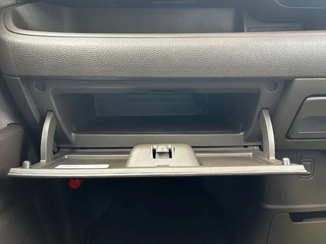 N BOX(ホンダ)の車両写真