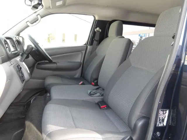 NV350キャラバン 1.2t(ニッサン)の車両写真