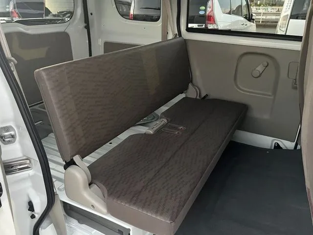 エブリイバン(スズキ)の車両写真