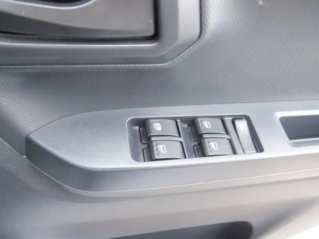 ダイハツ ミラ イース