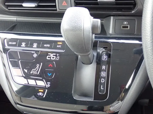 デイズ(ニッサン)の車両写真