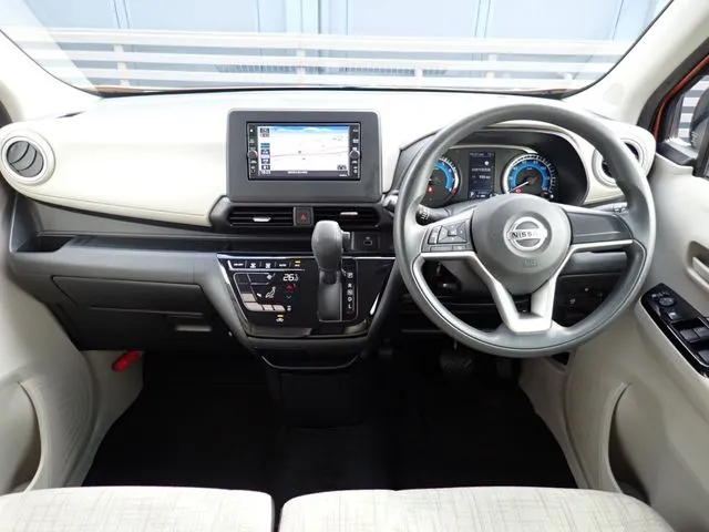 デイズ(ニッサン)の車両写真