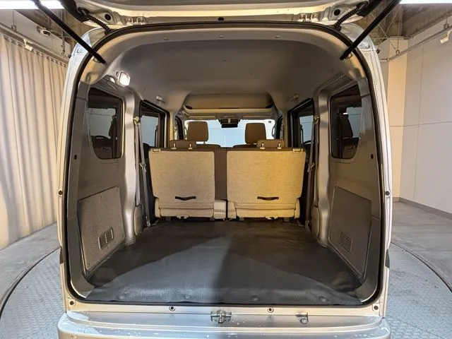 スズキ　エブリイバン　４ＷＤ