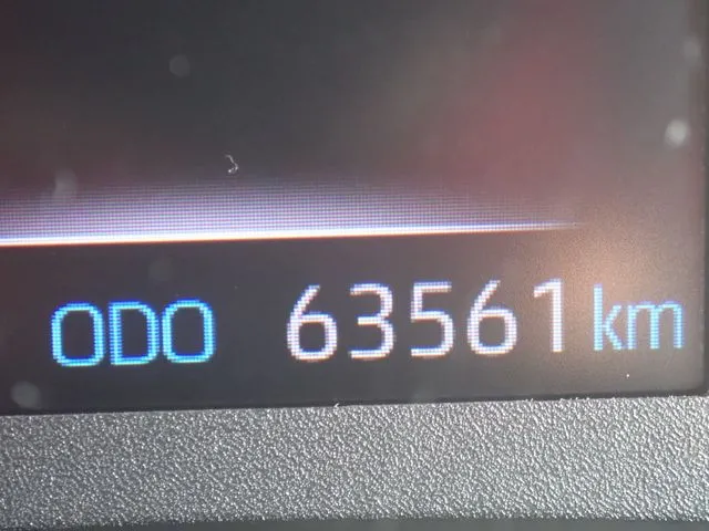 トヨタ ヤリス ハイブリッド