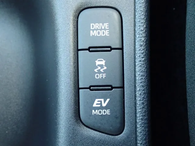 トヨタ ヤリス ハイブリッド