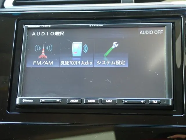 シャトル　ハイブリッド（ホンダ）の車両写真