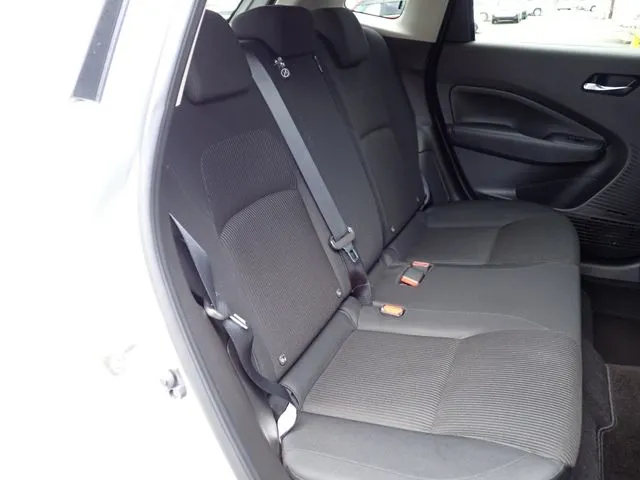 ノート(ニッサン)の車両写真