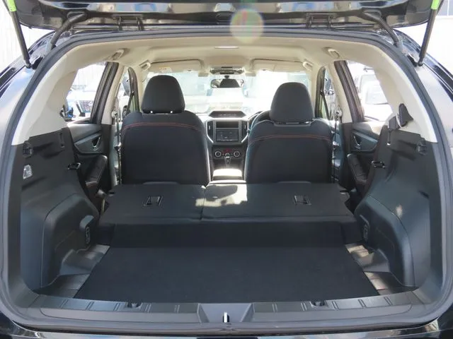 ＳＵＢＡＲＵ　ＸＶ（スバル）の車両写真