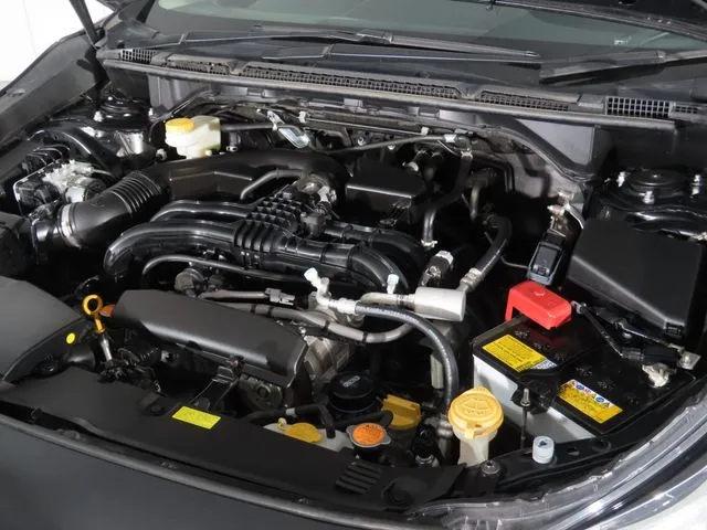 ＳＵＢＡＲＵ　ＸＶ（スバル）の車両写真