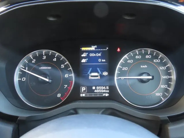 ＳＵＢＡＲＵ　ＸＶ（スバル）の車両写真