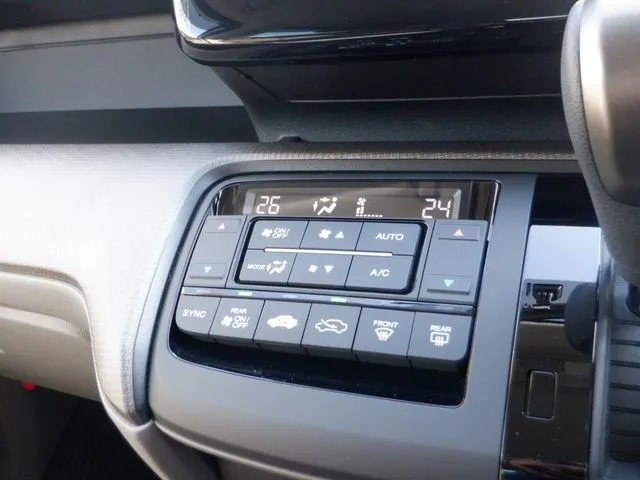 ステップワゴン(ホンダ)の車両写真