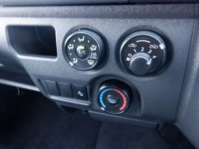 トヨタ　ハイエースバン　１．２５ｔ　２ＷＤ