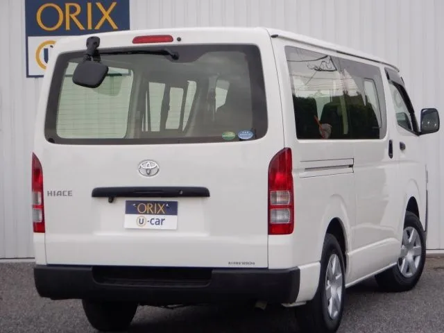 トヨタ　ハイエースバン　１．２５ｔ　２ＷＤ