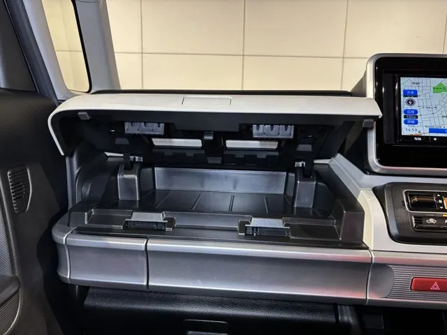 スズキ スペーシア 4WD