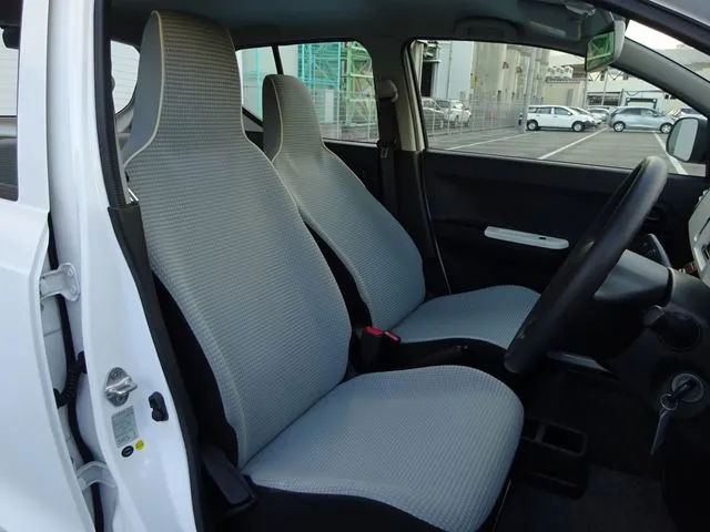 アルト（スズキ）の車両写真