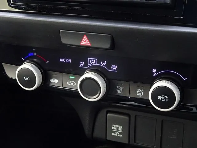 フィット（ホンダ）の車両写真