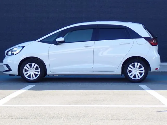 フィット（ホンダ）の車両写真