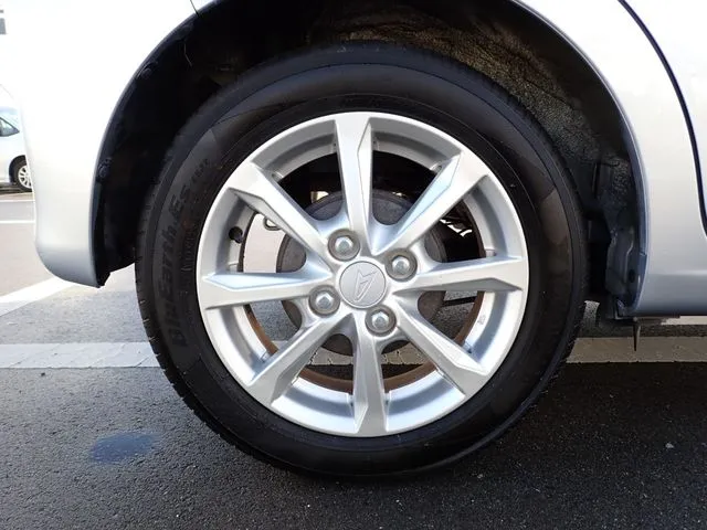 ダイハツ　ムーヴ