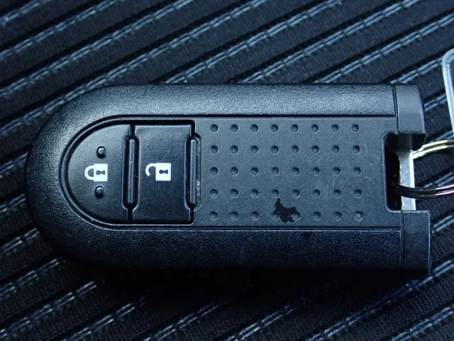 ダイハツ　ムーヴ