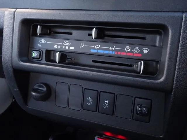 ハイゼットトラック(ダイハツ)の車両写真