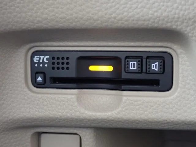 N BOX(ホンダ)の車両写真