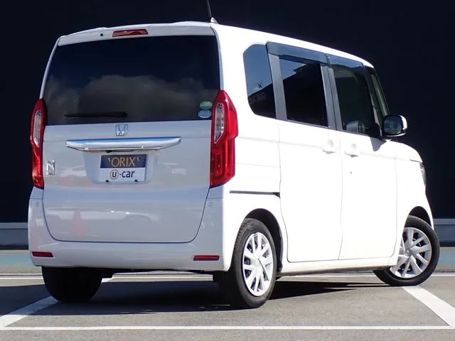 N BOX(ホンダ)の車両写真
