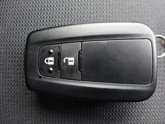 トヨタ　カローラクロス　ハイブリッド